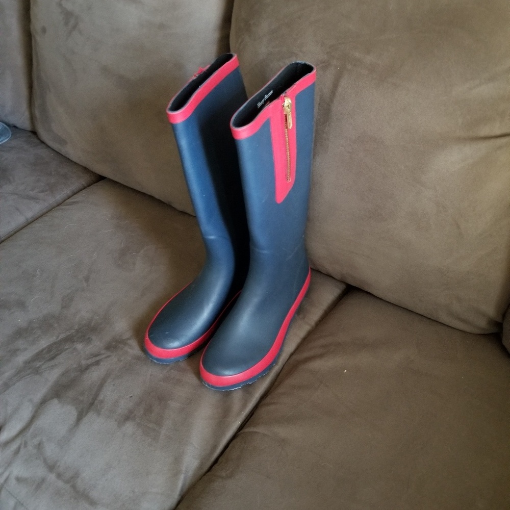 Rain boots